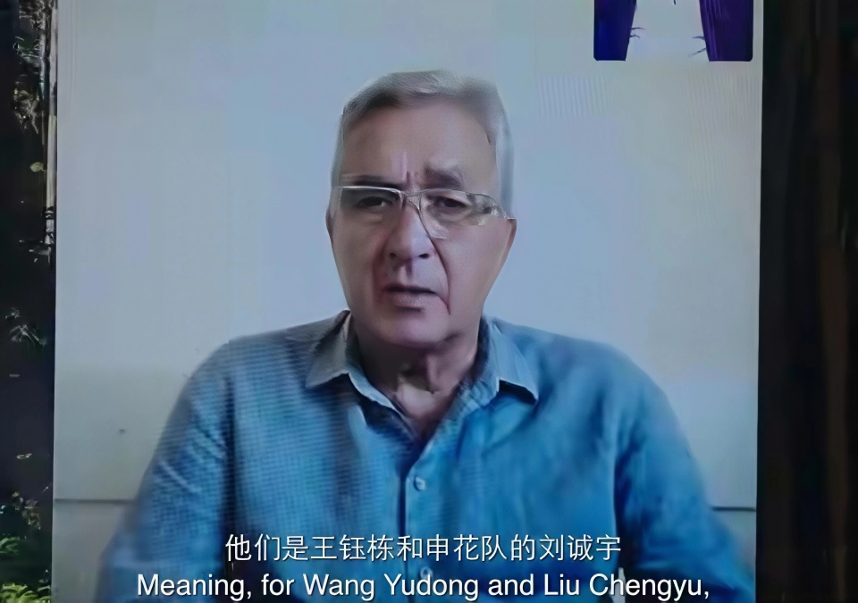 己向王钰栋 己向王钰栋