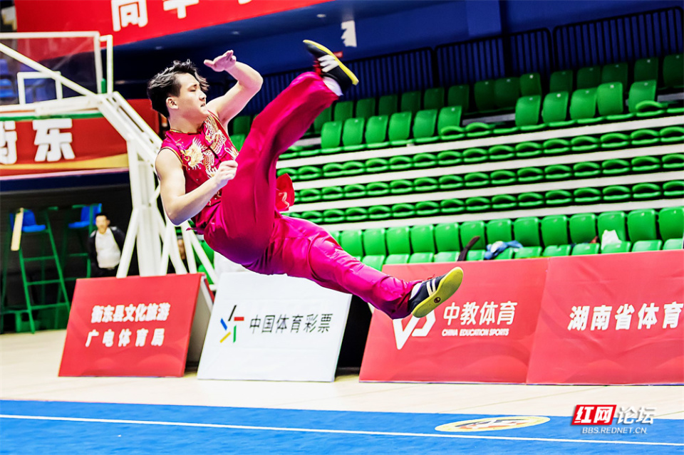 Nuow, 湘武术的独, 展示湖南发 Nuow, 湘武术的独, 展示湖南发