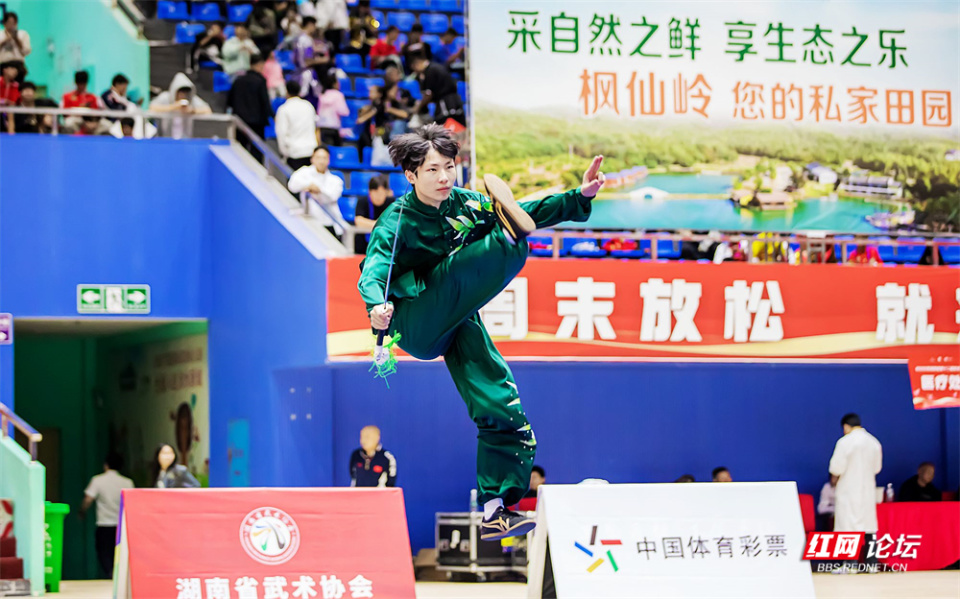 UHipd, 瞬间 UHipd, 瞬间